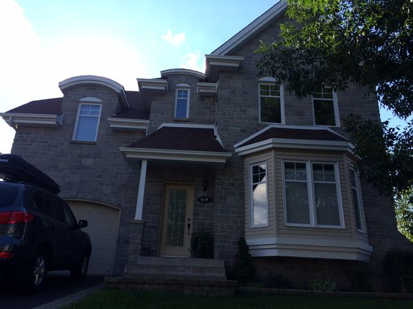 Chaleureuse maison en banlieue de Montréal !!!