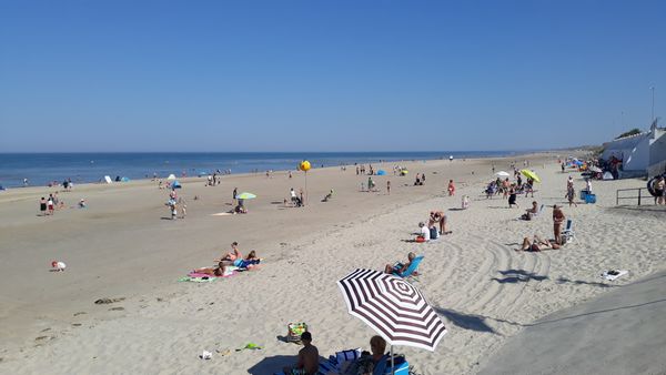 T2 à 400 mètres de la plage