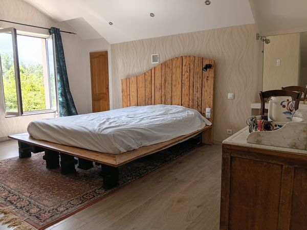 Chambre privée avec salle de bain/WC privatifs