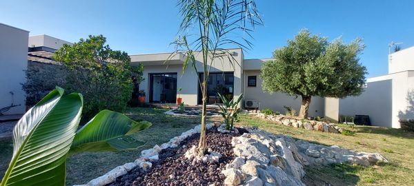Maison proche lac, plages, Perpignan et Espagne.