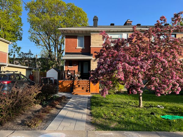 Maison lumineuse 3 chambres située à 15 min de Montréal