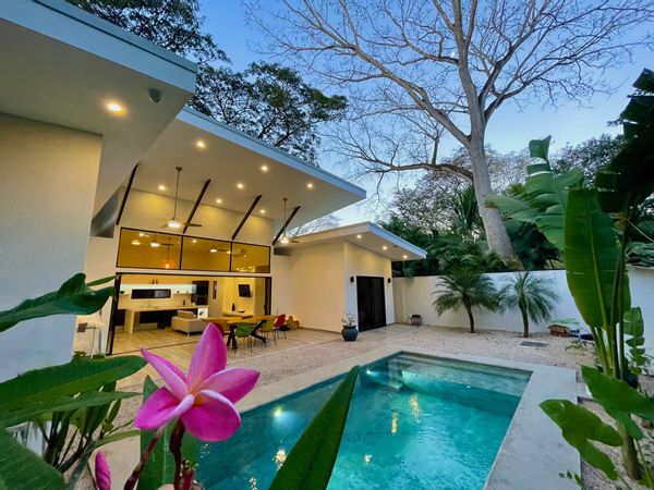 Belle maison moderne proche de la plage idéalement situe dans un quartier calme et résidentiel