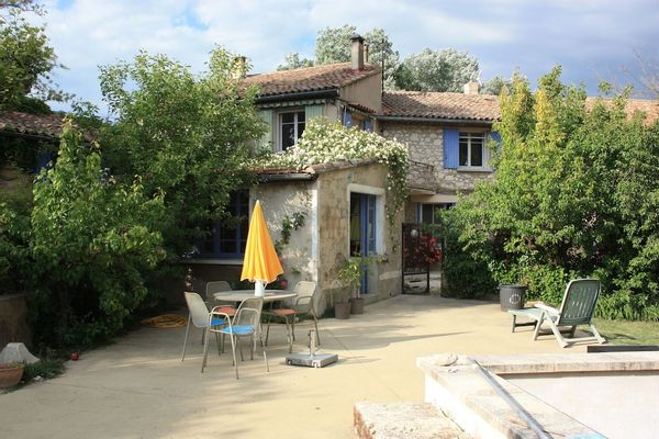 Bastide authentique dans le Luberon