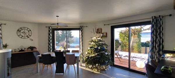 La maison de CORALIE et JB .. Disponible fin Juillet ! Annecy / proche Chamonix / Genève .