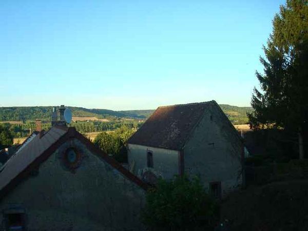 Grande longère dans l'Yonne ( Bourgogne)