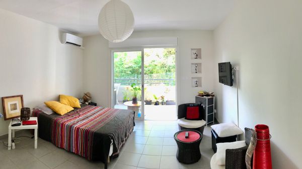 Superbe studio dans résidence récente, à 5 minutes de la plage de l'Anse Mitan