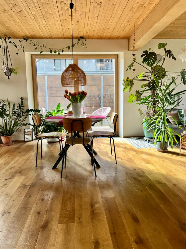 Appartement au rez-de-jardin dans maison en bois