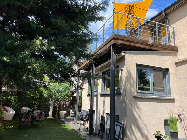 La maison de Florence et Abel Une maison de ville nichée dans un écrin de verdure avec Roof Top