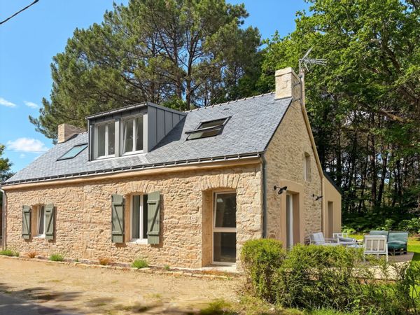 La maison de Soazig, entre bois et mer