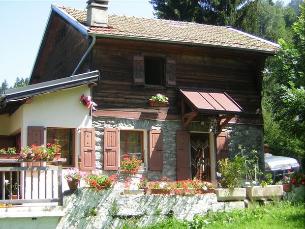 Véritable Chalet savoyard face Mont Joly-5 pers| Évasion estivale/hivernale aux Contamines-Montjoie