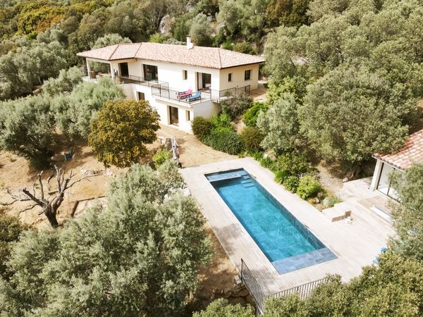Maison sud de la Corse - pas d’échanges Juillet et Août- NO LENDING DURING JULY/AUGUST