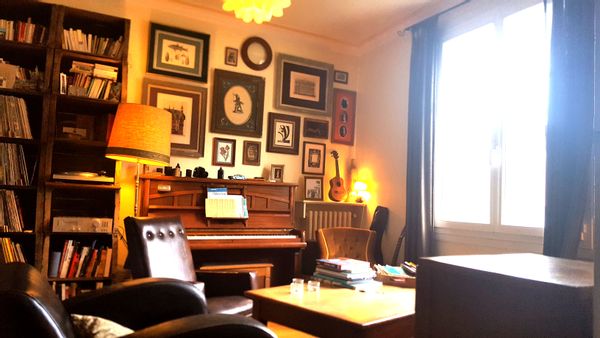 Cette maison n'est plus disponible. Par contre nous en avons une autre aussi charmante sur homeexchange !!!! ;-)