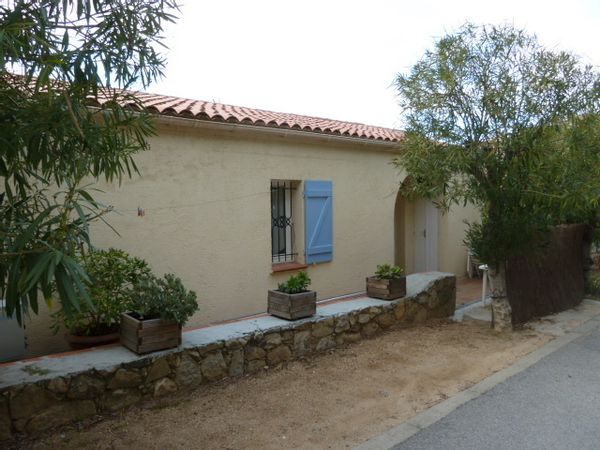 appartement tout confort dans village typique corse