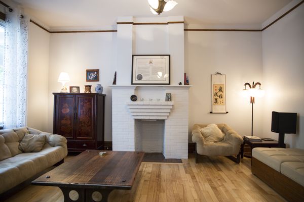 Grande maison sur 3 niveaux à côté du centre-ville de Montréal
