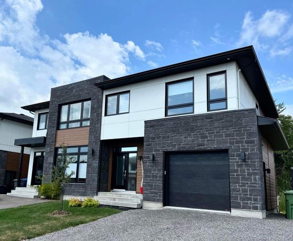À 12 minutes du Vieux-Québec! Maison jumelée moderne