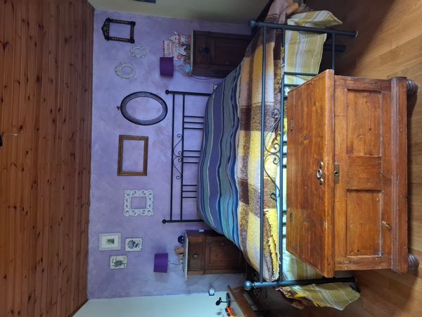 Chambre double avec salle de bains au rez-de-chaussée