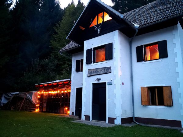 La maison de Emil, Tia, Alma