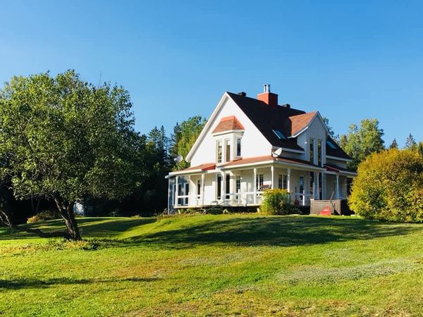 Chalet douillet au bord de l'eau | 1h15 de Montréal