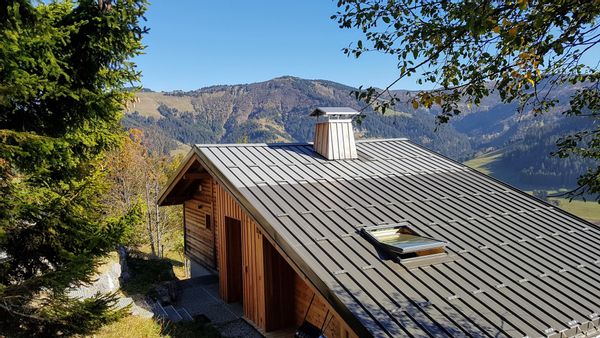 Chalet cosy situé au cœur des Alpes en Savoie avec une magnifique vue
