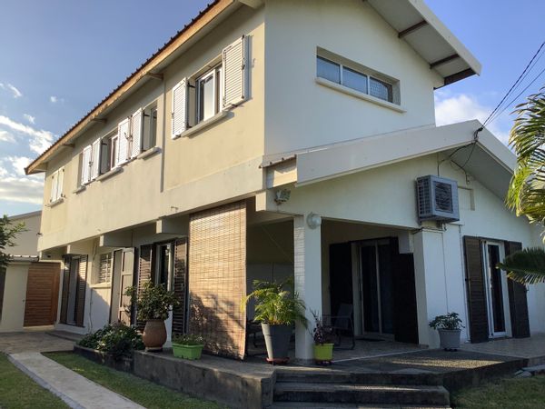 Agréable maison avec piscine proche de le plage