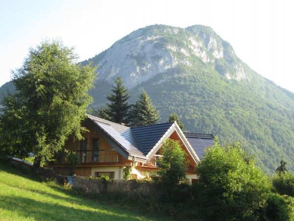 EcoGîte du Lac de La Thuile (Etage) en Bauges 73190- Savoie- France