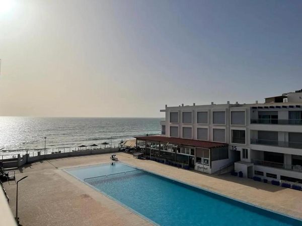 Offrant une vue sur la mer, l’hébergement Appartement pied dans l’eau à 10 min d’Agadir.