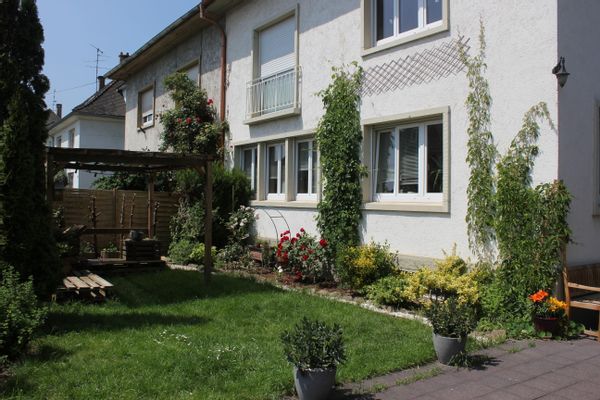 Grande maison dans un quartier à la fois vert, tranquille et proche du centre