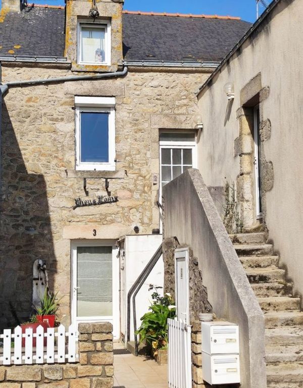 Maison de Saunier sur le port de la Turballe