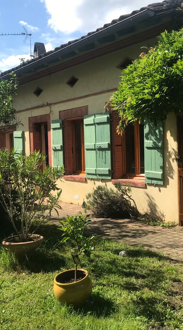 La maison de Pierre et  Isabelle, le charme d’une maison ancienne aux portes de Toulouse