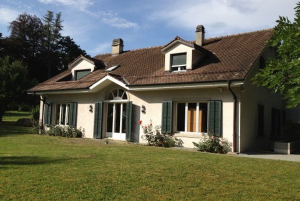Big family house in Switzerland : free Oktober 2026