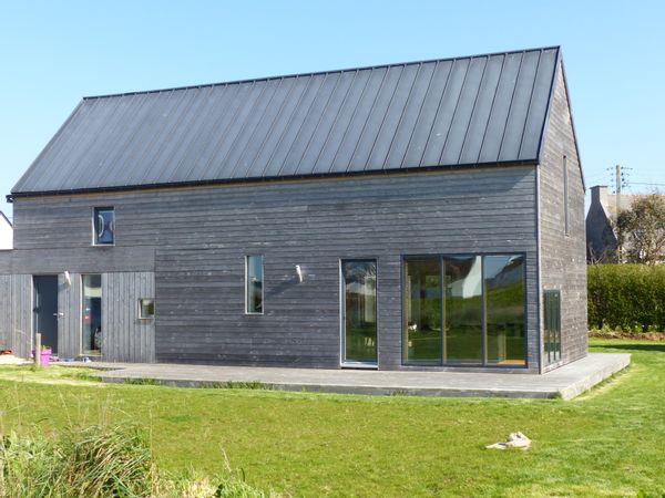 Maison d'architecte spacieuse et lumineuse à 300m des plages non disponible en Juillet et Août
