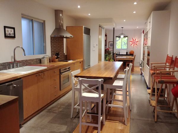 Maison 3 chambres, 4 min d'un métro à Montréal