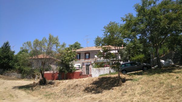 Agréable maison familiale dans les montagnes d'Avila, à 1heure de Madrid.
