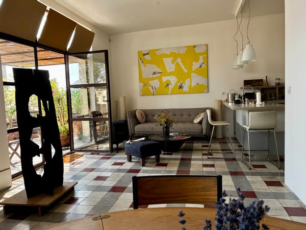 Appartement 6 personnes à 50m du canal du Rhône où stationnent des bateaux