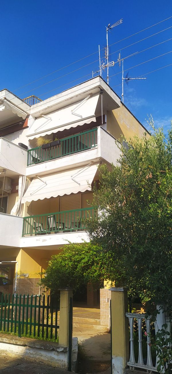 La maison de George n Litsa