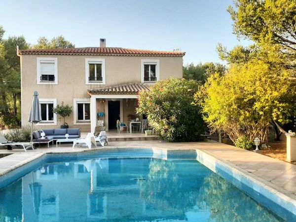 Chez Estelle et Jean-Christophe, dans le sud de la France, en Provence - Occitanie