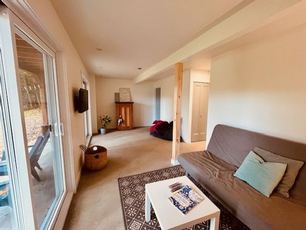 Le chalet au lac Shaughnessy (La Minerve, Québec, Canada)