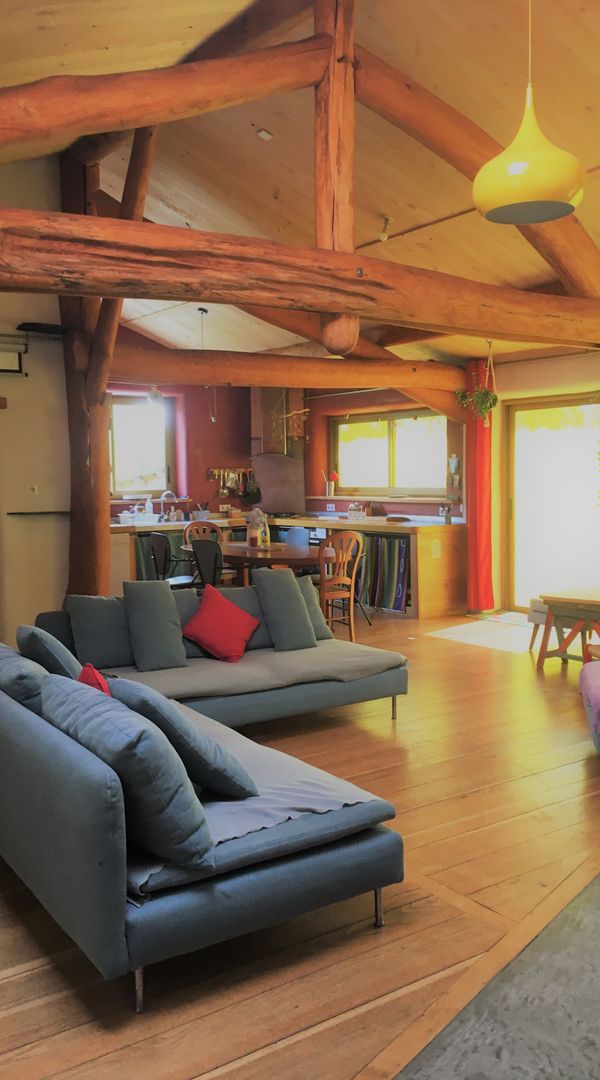 La maison d'Agnès, Davy et leurs enfants