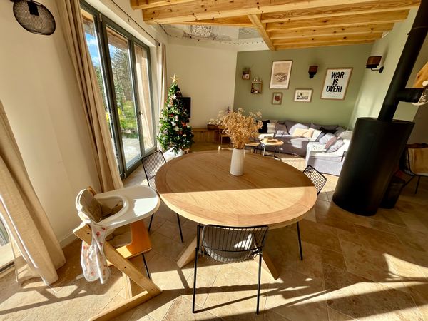 Maison écologique neuve dans un charmant village