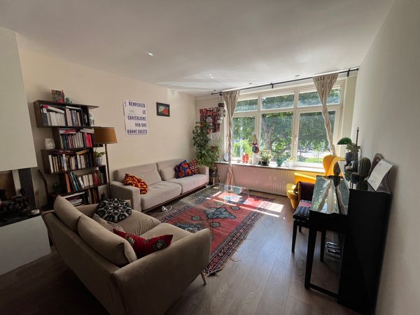 Sunny large flat in The Hague