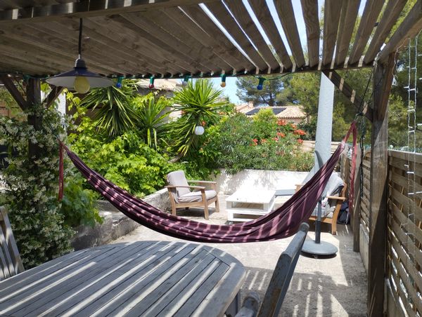 Joli appartement avec jardin sur la Côte Bleue