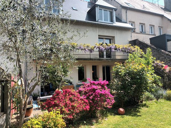 La maison de Elsa et les gars au centre ville de Fougères