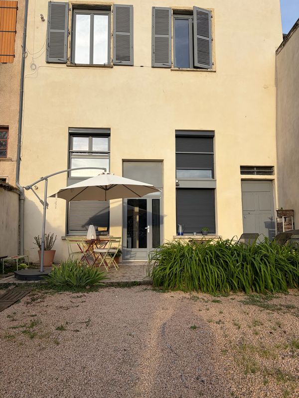 Maison à Rochetaillee, bords de Saône.