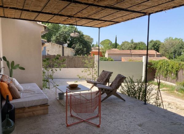 Maison provençale avec piscine et studio indépendant