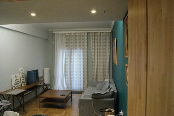Abri de luxe au centre d'Athènes (Fokionos Negri). La maison de Yannis et Aimilia