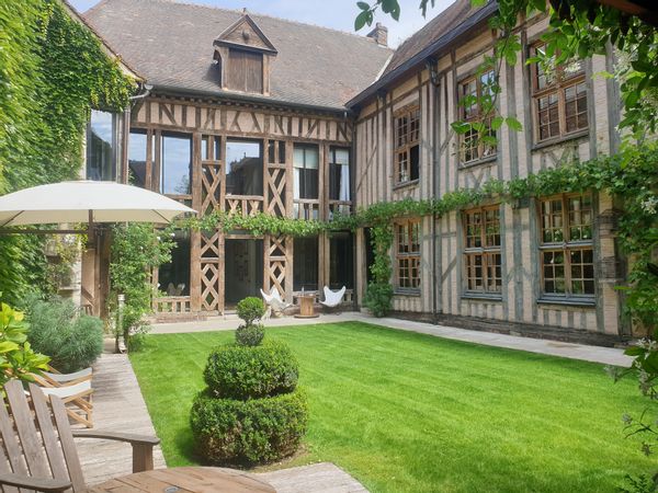 Maison historique de plus de 300m2  - Troyes hyper centre