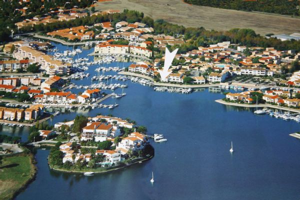 Logement pieds dans l eau à Saint Cyprien