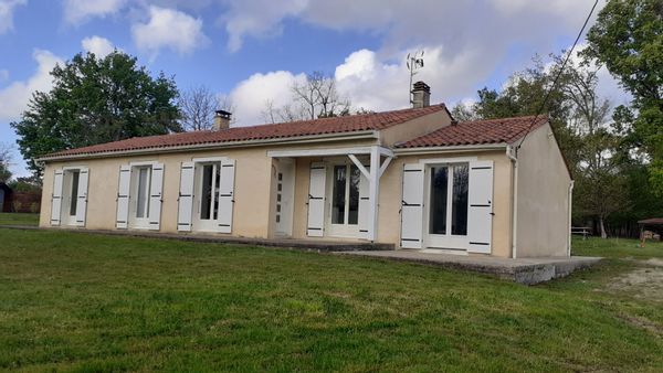 Maison lumineuse au calme avec piscine