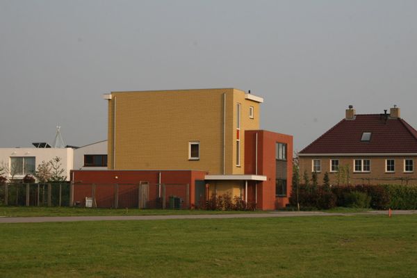 Maison familiale spacieuse. Près de Haarlem, Amsterdam, à 20 min de l'aéroport en bus/voiture