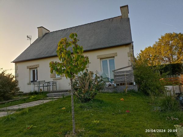 Maison familiale au calme à 10mn de Dinan